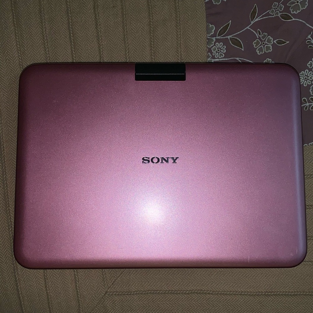 Portable Sony DVD Player